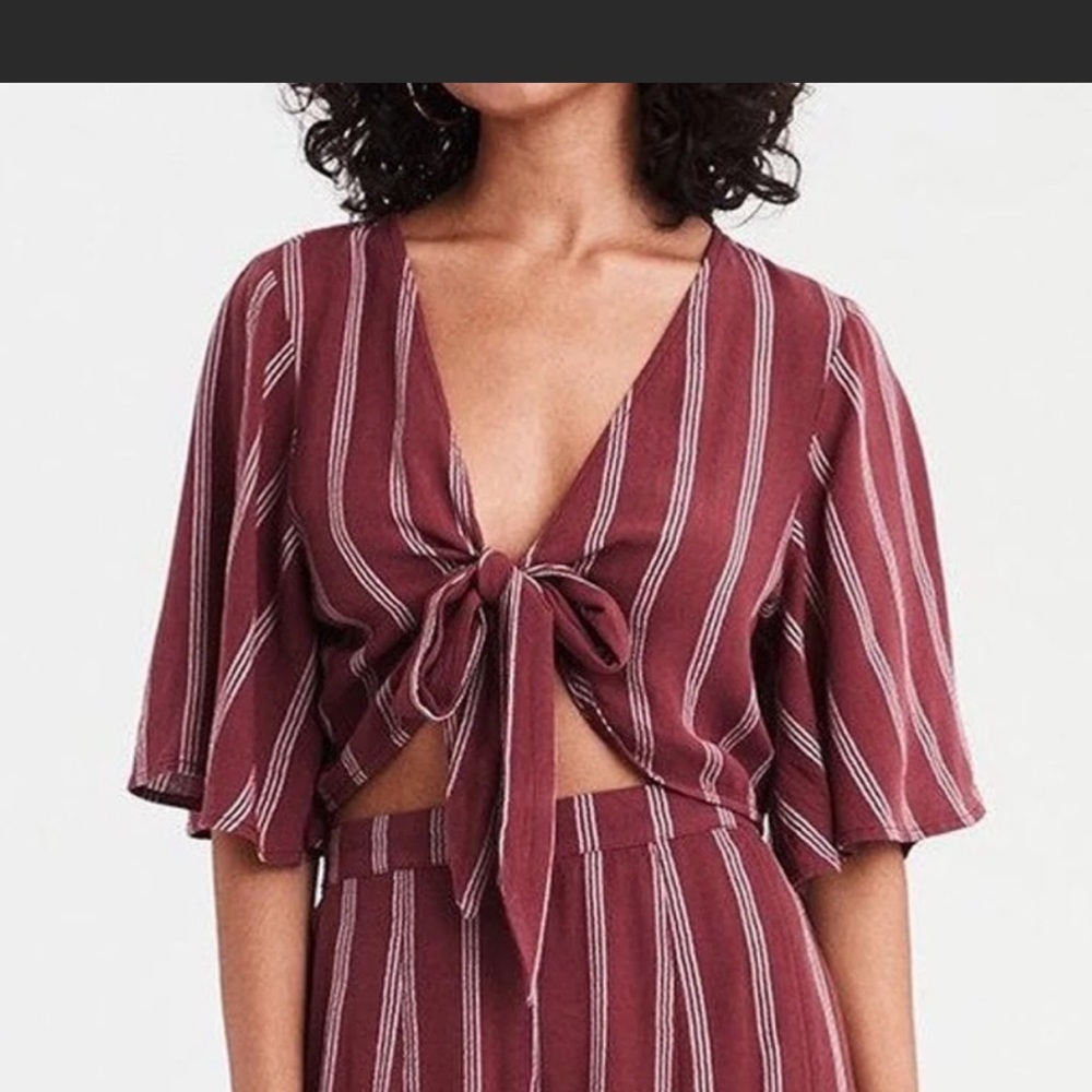 Maroon and white front tie top